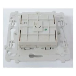 Poussoir Inverseur Kallysta 1O+1F à Tirage HAGER WK024