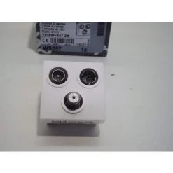 Prise Tv Fm Sat Directe 2 Entree SYSTO GROUPE HAGER WS257