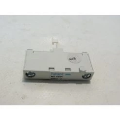 Contact Auxiliaire Face Avant Pour Disjoncteur Moteur Contact 1F 230V HAGER MZ522N